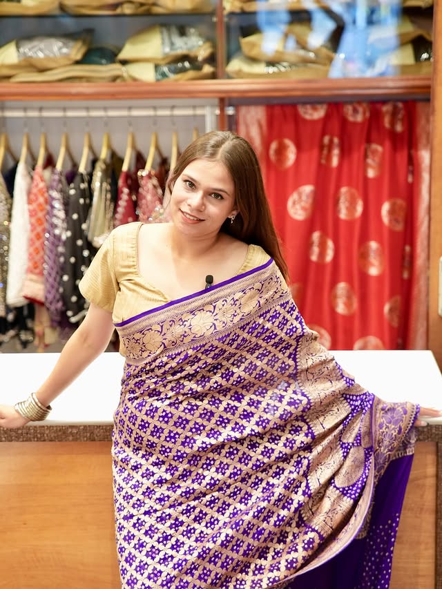 Khaddi Georgette Bandhani