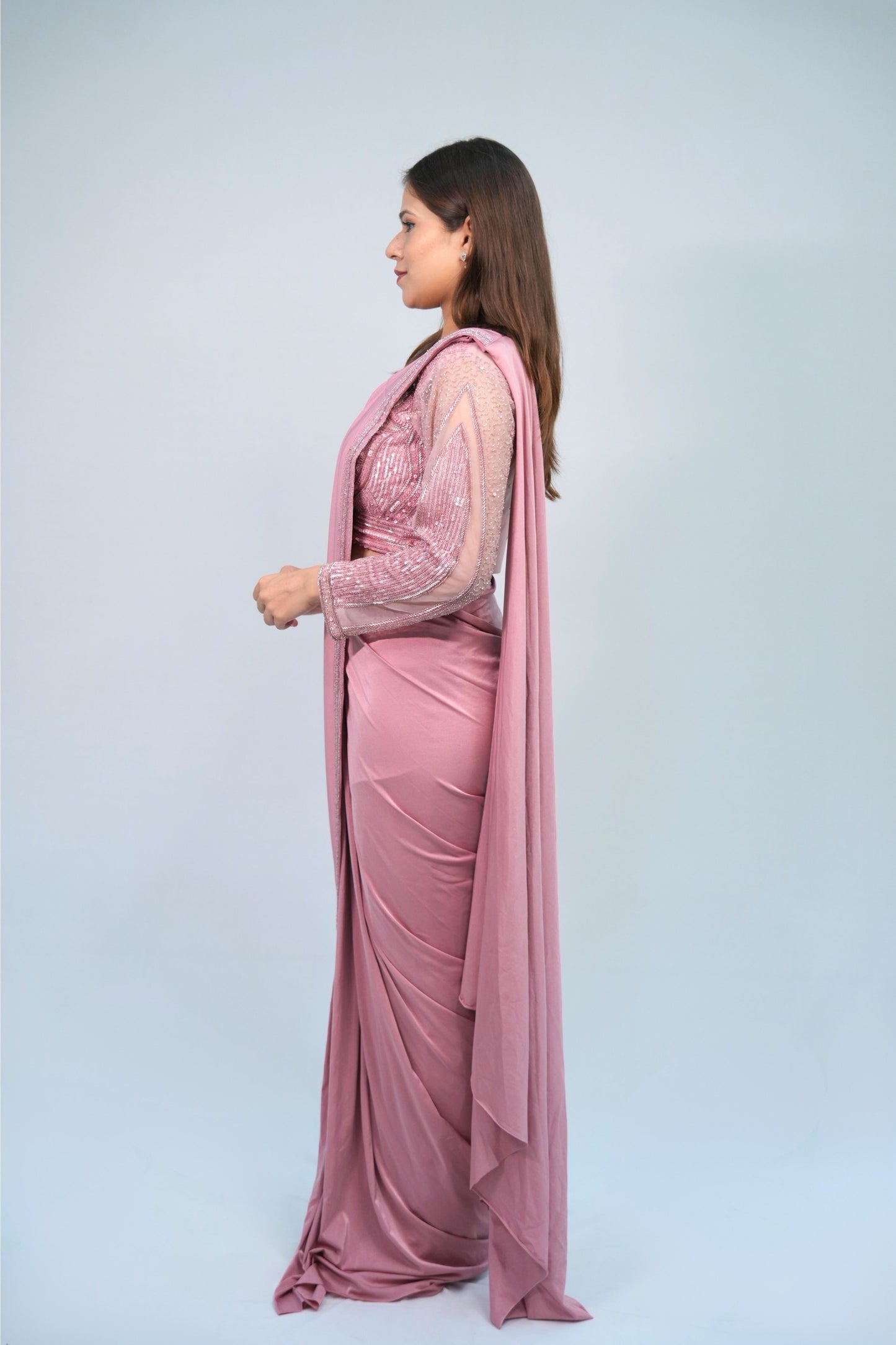 READY TO WEAR