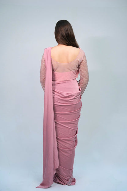READY TO WEAR