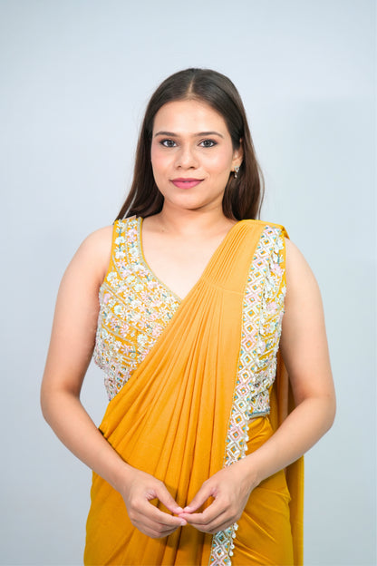 READY TO WEAR