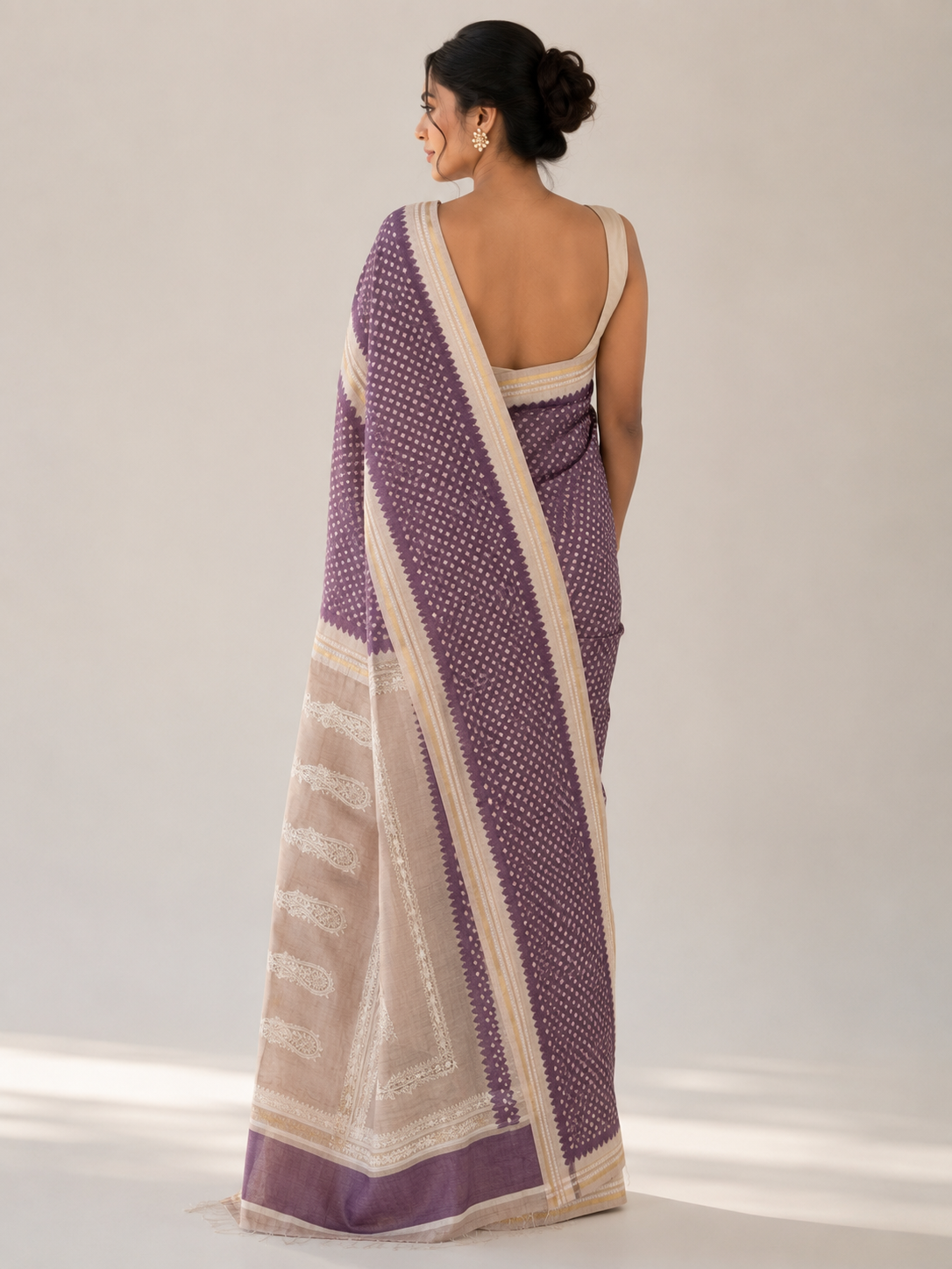 Tiusse Silk Embroidery Saree