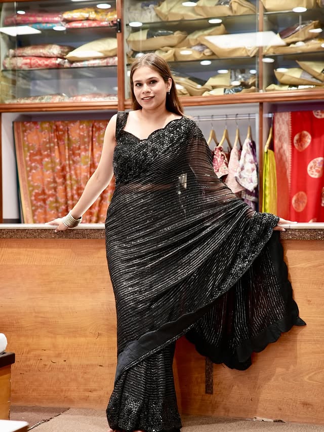 Ready to wear black