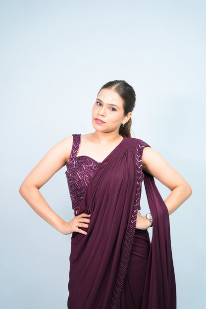 READY TO WEAR