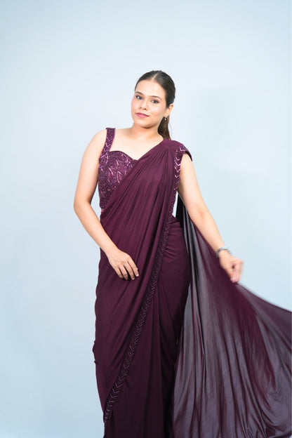 READY TO WEAR